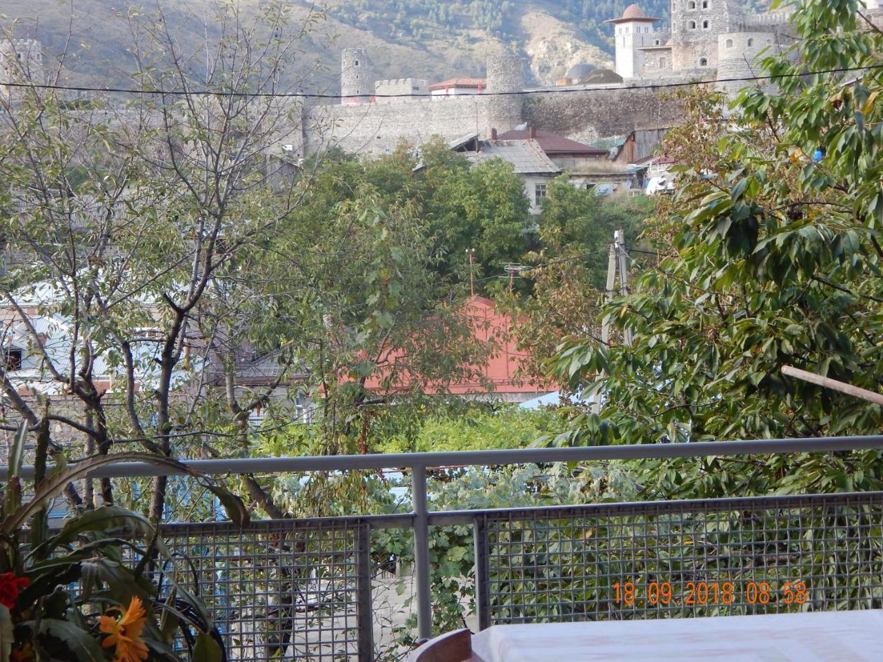Zukas Hause Hotel Ахалцихе Екстериор снимка